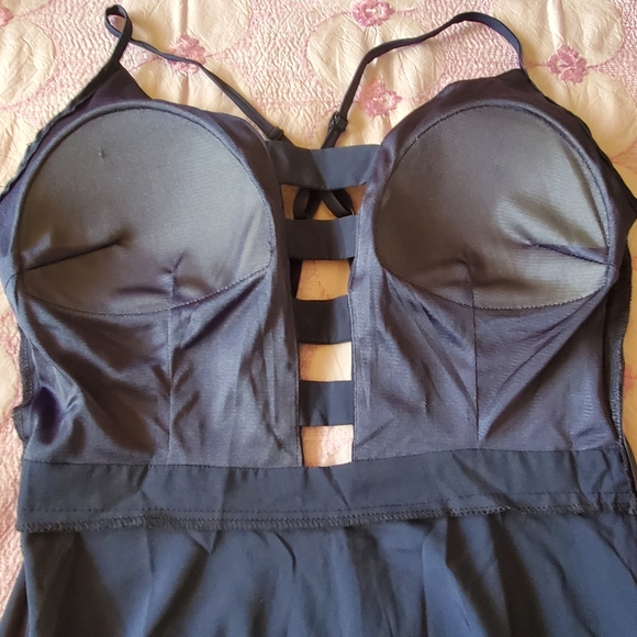 Stunning blue dress - Picture 5 of 7